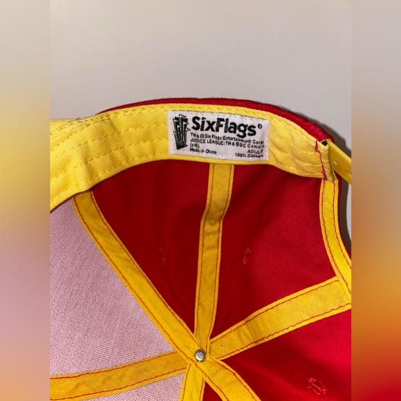 Six Flags The Flash DC Comics Snapback Hat Adult Cap 100% Cotton - Picture 6 of 6